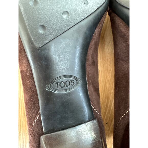 Women’s Tod’s Brown Suede Kitten Heel Loafer - Picture 13 of 13